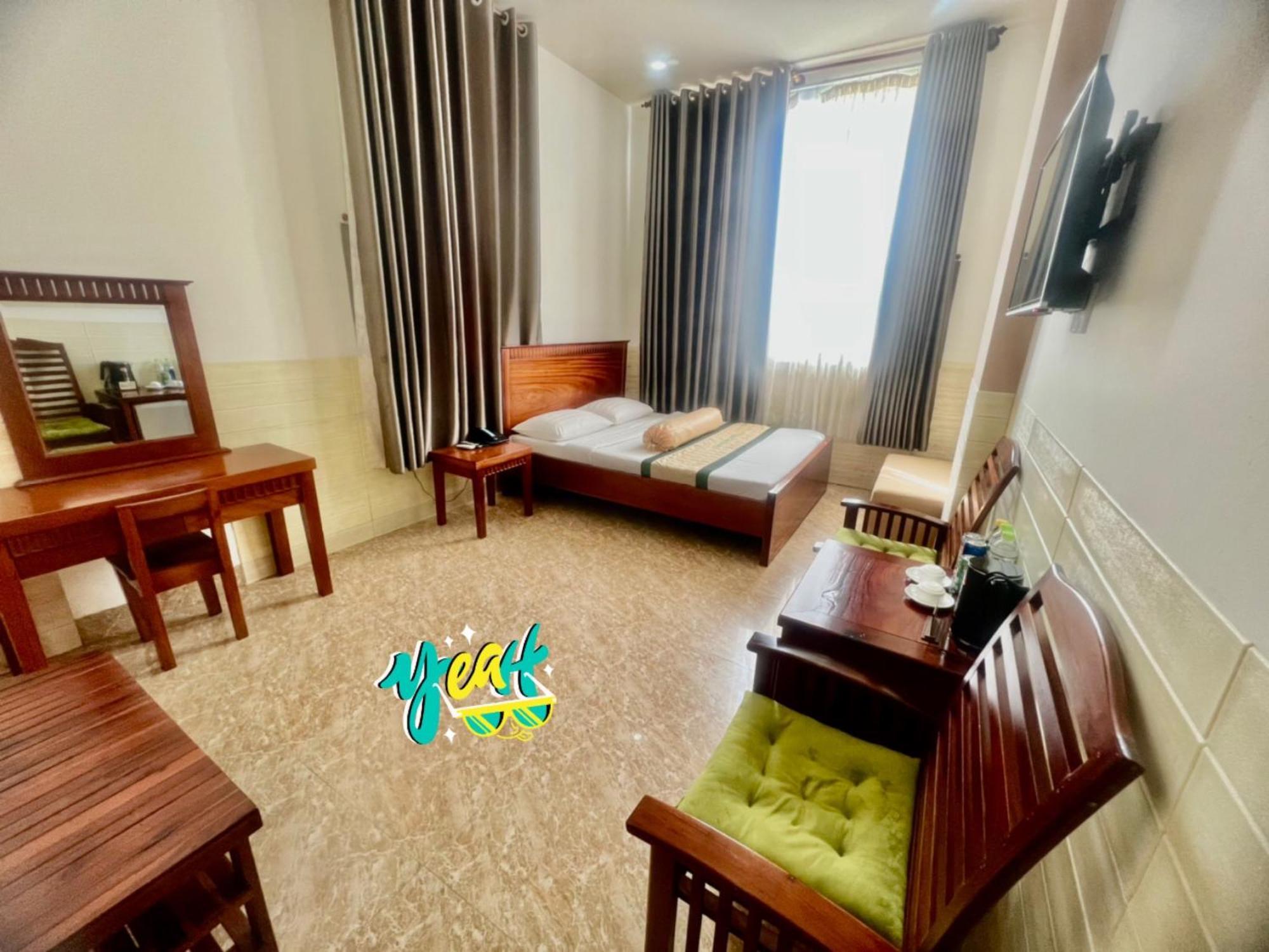Xuan Huynh 3 Hotel Soc Trang Exterior foto